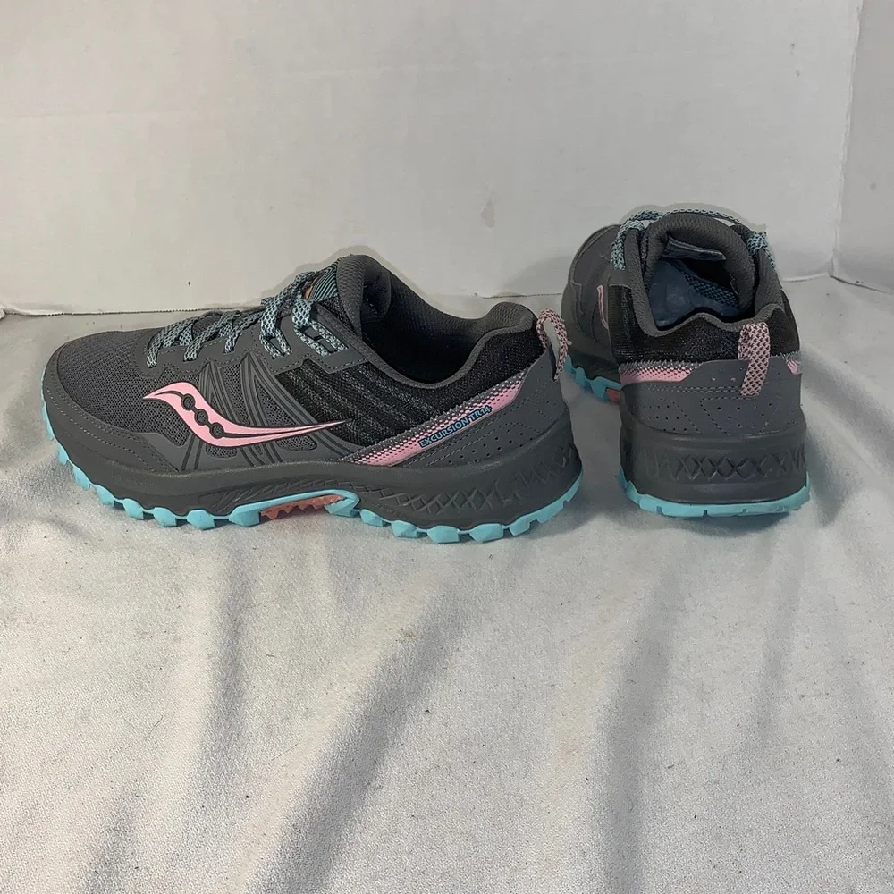 Saucony stylish athletic